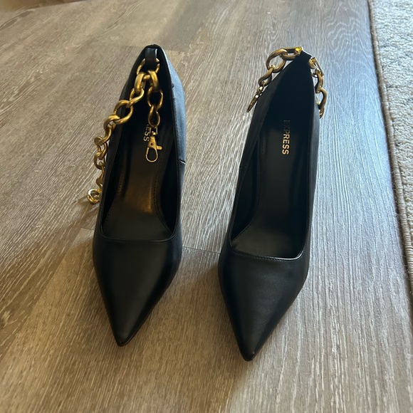 Express heels size 8. Only wore them once. - Picture 2 of 7